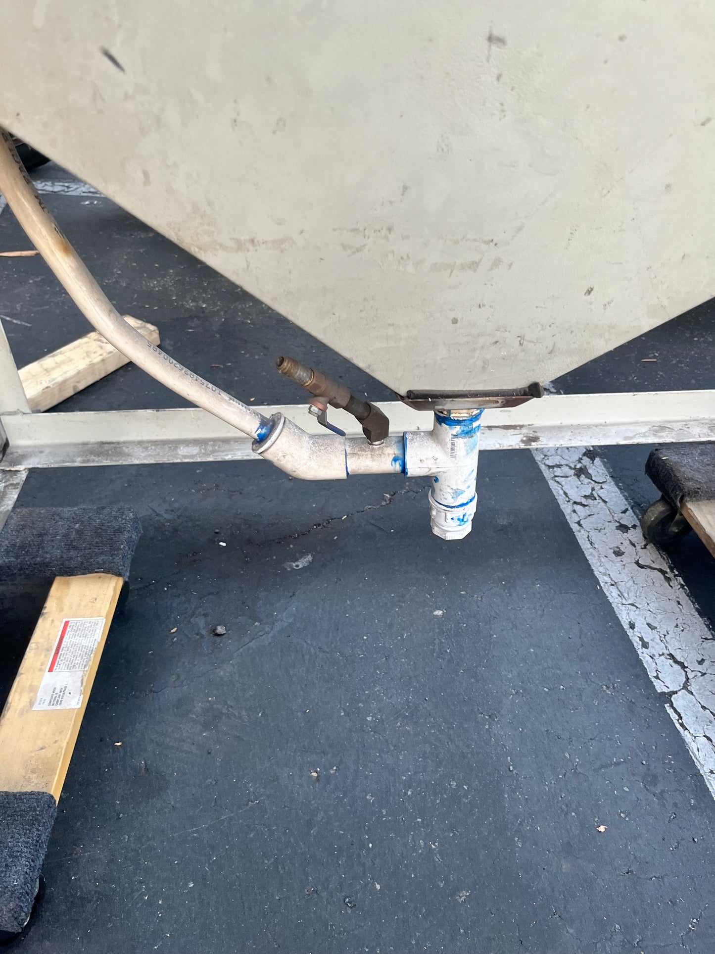 Cyclone Sand Blasting cabinet