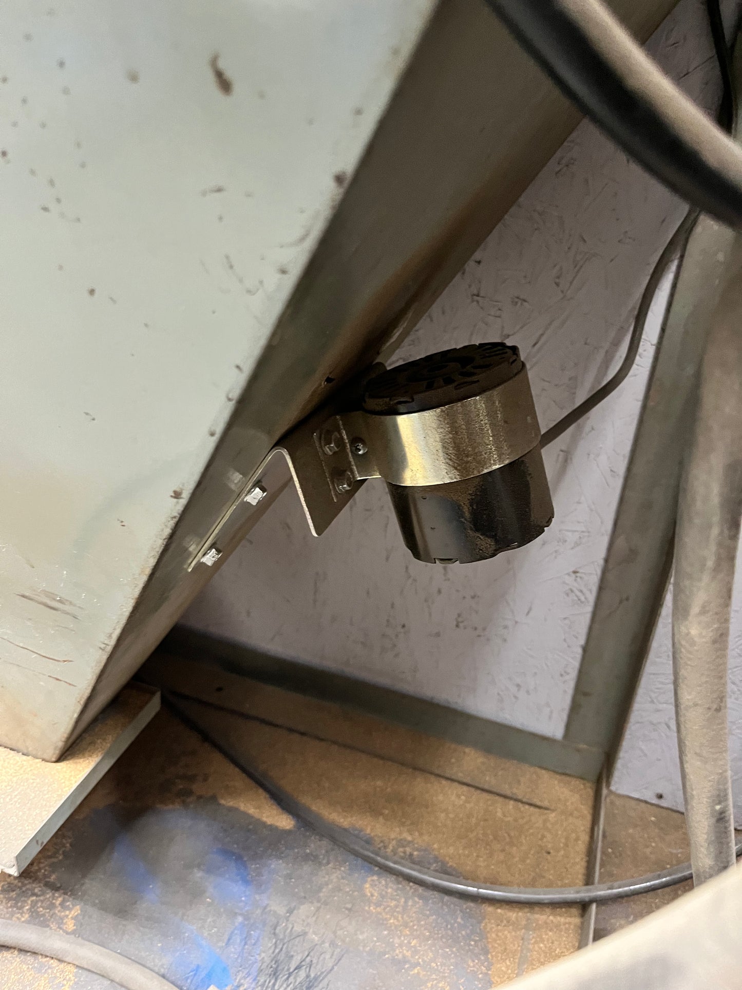 Dayton Sand Blasting cabinet