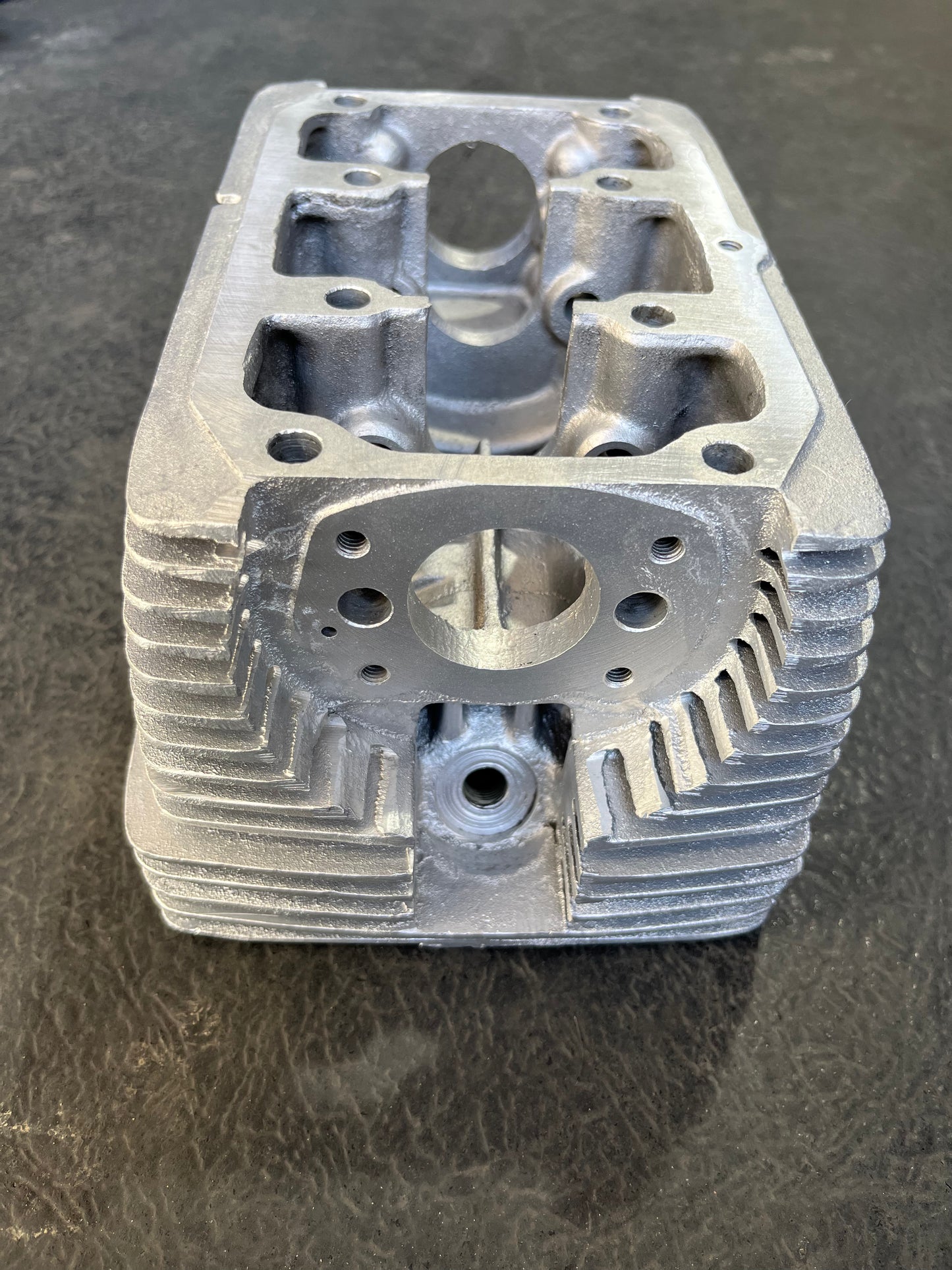 Honda CB160/ CL160 cylinder head