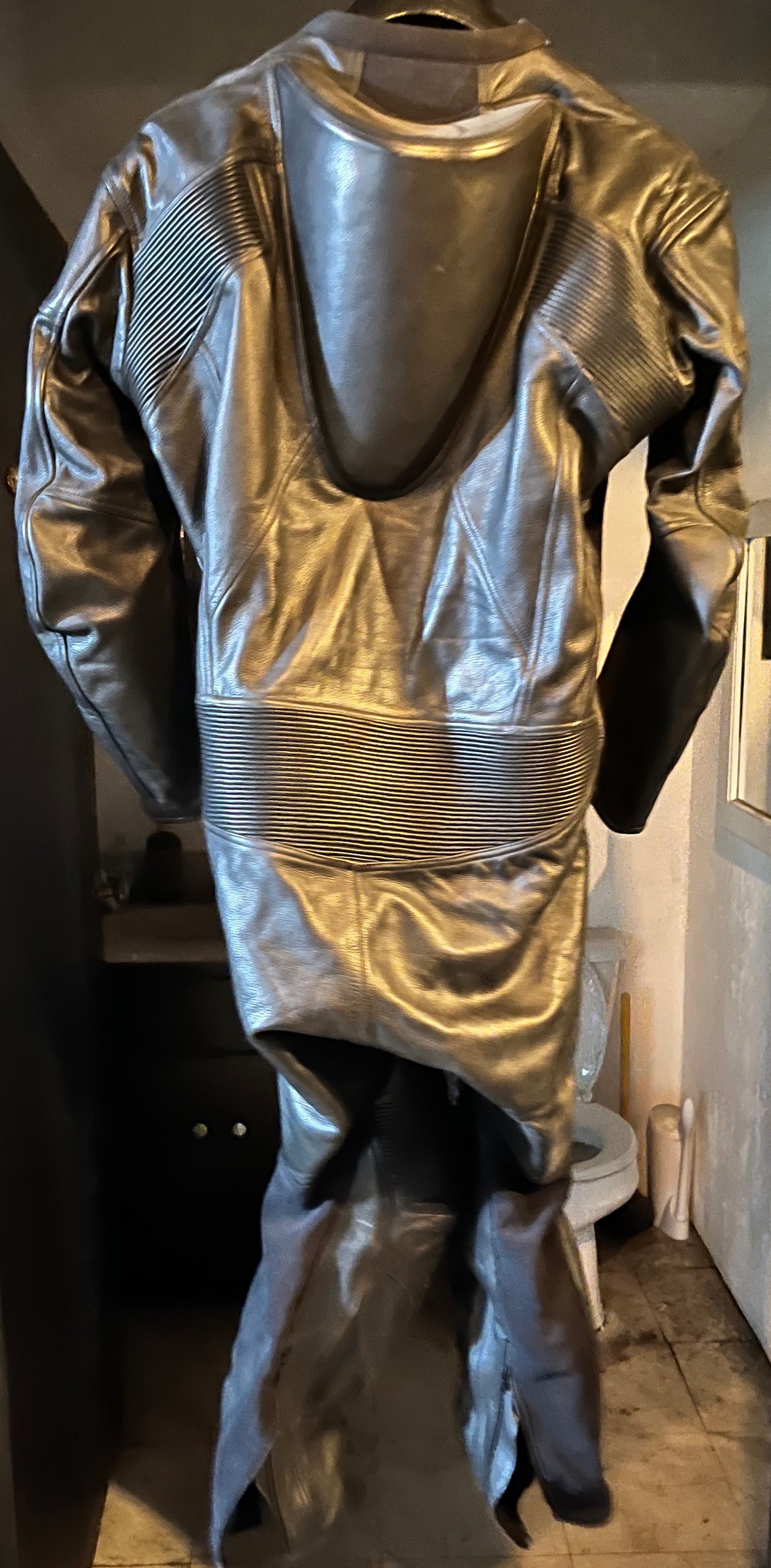 One piece leather race suit