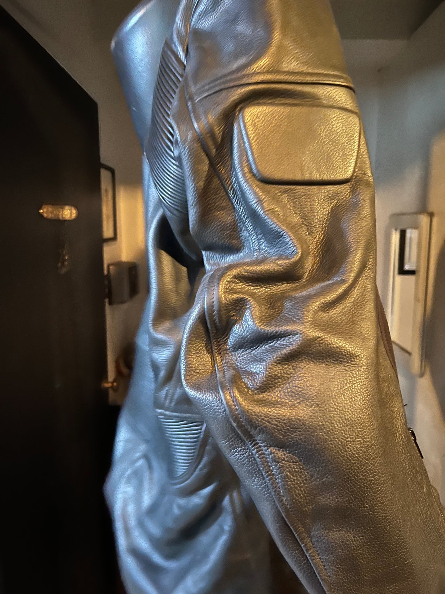 One piece leather race suit