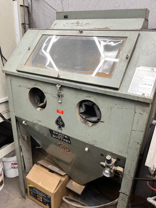 Dayton Sand Blasting cabinet