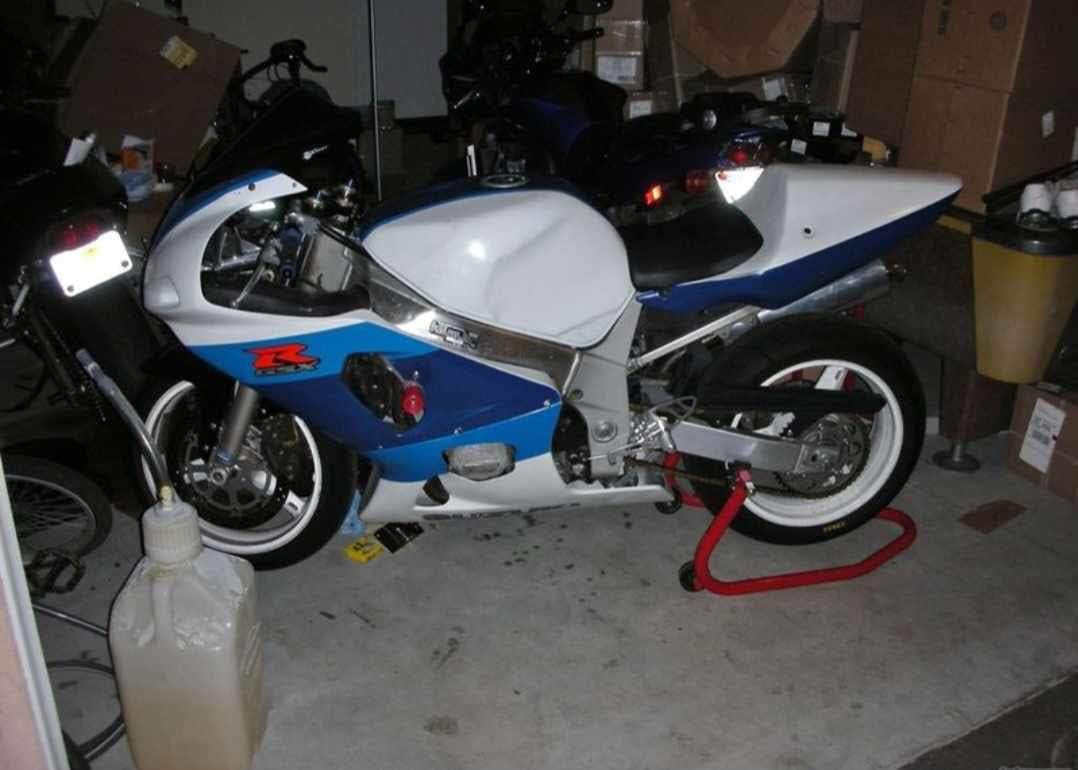2001 Suzuki gsxr 750/ 600 track bike