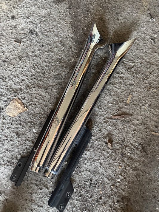 Vance & Hines Harley Softail slip on fishtail muflers