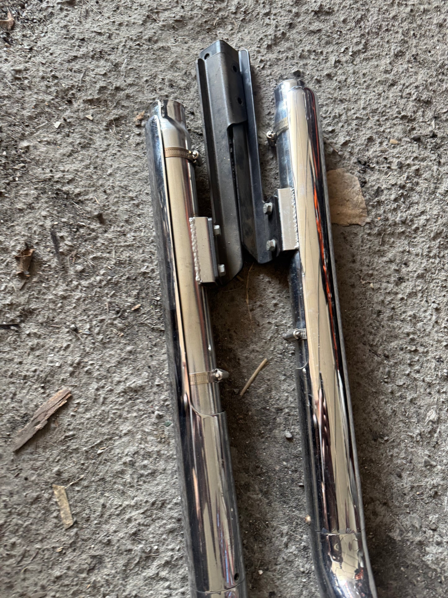 Vance & Hines Harley Softail slip on fishtail muflers