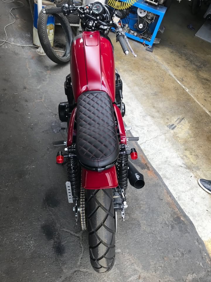 1977 Honda cb750f cafe racer