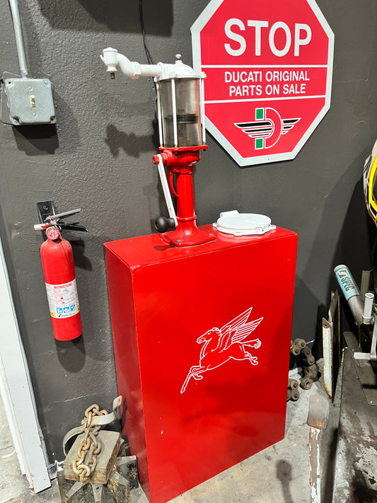 Vintage Oil Pump Lubester
